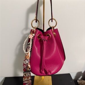 Bucket Bag Pink Leather “Made in Italy” 🇮🇹. With free charm and scarf!